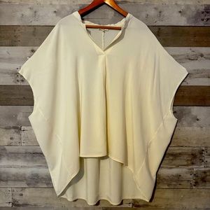 Easel Boutique Dolman Sleeve Top - Medium - Ivory